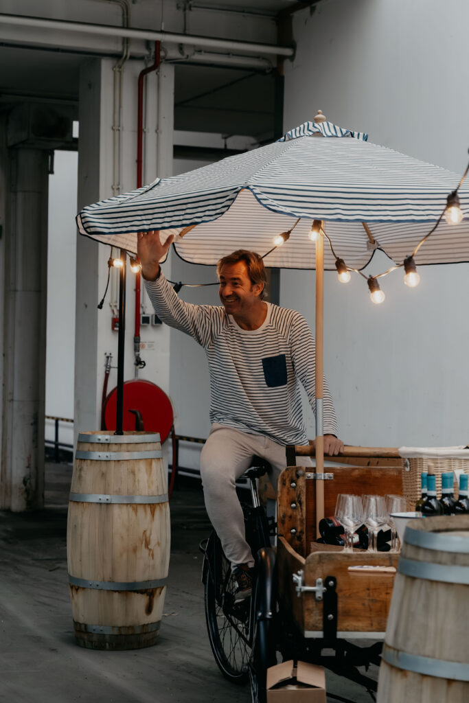 Mobiele wijnbar bakfiets